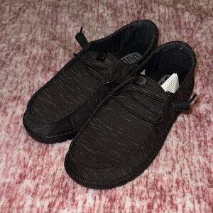 New Hey Dude Women's Size 8 Black Casual Slip-On Shoes